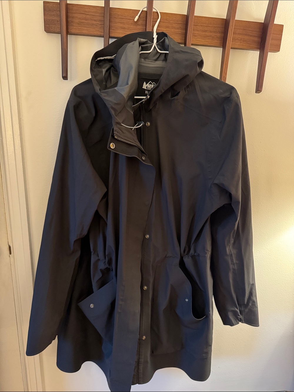Women's REI Co-Op Black Hooded Raincoat Anorak with Adjustable Waist